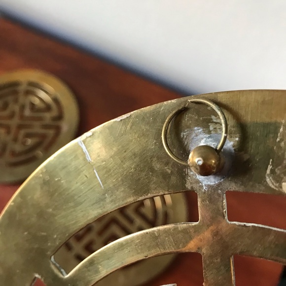 Vintage brass Chinese medallion candle sconce - Picture 6 of 8